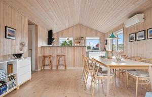 Beautiful Home In Frederikshavn With Wifi