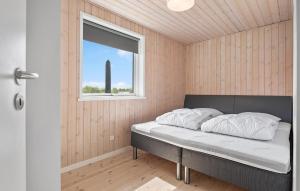 Beautiful Home In Frederikshavn With Wifi