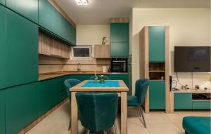 Gorgeous Apartment In Kostrena With Wifi 