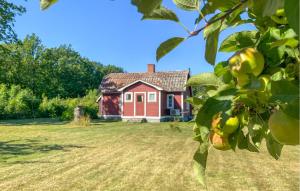 1 Bedroom Lovely Home In Köpingsvik