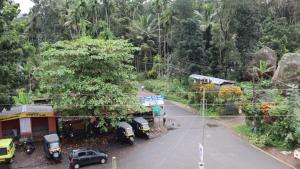 Ennckappallil complex Appartments