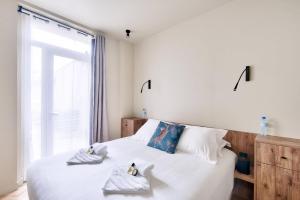 Beautiful 1BR apartment with AC