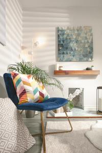 Plymouth Cottage - Sleeps 6 - Parking- Habita Property