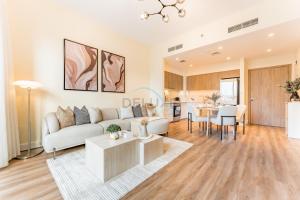 Next to Dubai Hills Park 1BR, Moments from Dubai Hills Mall, Executive Residences 2, Dubai Hills Estate by Deluxe Holiday Homes