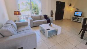 STAY Sunny Bay Villa