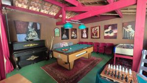 La Chaumiere avec piscine privée proche de Sarlat