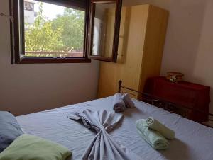 Christos House, New Vrasna