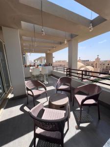 Luxurious Rooftop Suite 1M BR & 1 comfy Sofa Bed