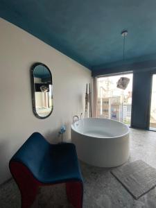 Panorama Level 25 & 26 - Soak in the Sky