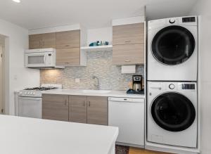 30 Day Rental - Walking Distance to Grand Haven