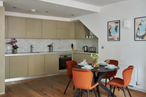 Hammersmith Mews by Viridian Apartments