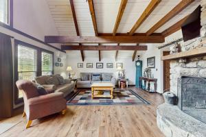 Clark Mountain Chalet