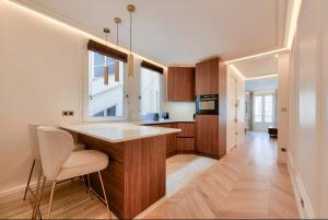Luxury 1BR apartment - Champs Elysees