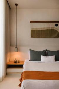 Aflora Opal Luxe Studio