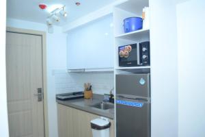 Modern 1 bedroom w Pool and City Views