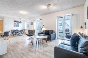 805-Hvide-Sande-Havnegade-2-1-C