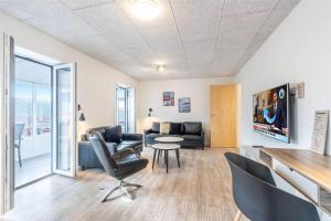 805-Hvide-Sande-Havnegade-2-1-C