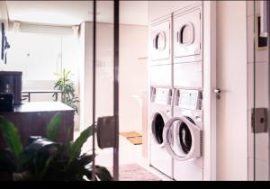 Loft aconchegante com varanda Campolim