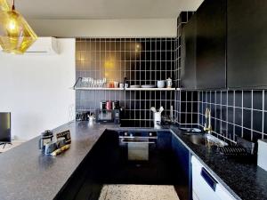 Light, sunny, fast wifi, central home with pool!