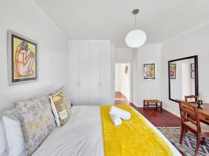 Secure Apt near Beaches Promenade Free Wi-Fi