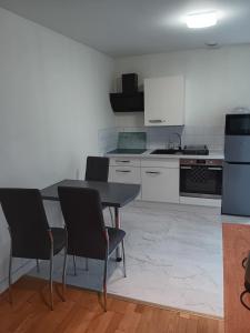 T1 Bis Proche du centre avec terrasse