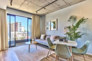 Secure studio, Sea Point Gem near promenade!