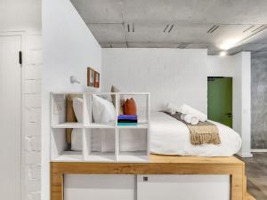 Seaside, Modern Luxury Apartment