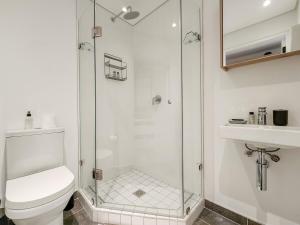 Seaside, Modern Luxury Apartment