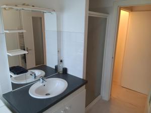 T1 Bis Proche du centre avec terrasse