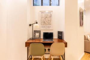 ParisConciergerie - Duplex for 12 with Cinema, 4BR