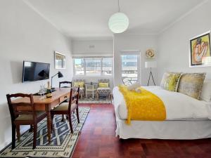 Secure Apt near Beaches Promenade Free Wi-Fi