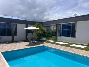 Cabañas Compostela Gigante -Huila