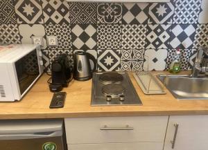 Amazing apt in Athens close to Metro Station