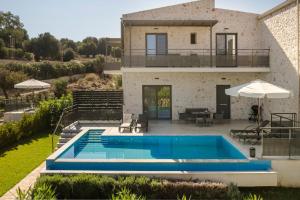 Petradi Villas Skala