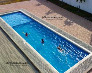 Casa en Manta con piscina junto a la PLAYA