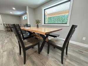 The Farmhouse at Rustic Ridge