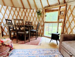 Waterfront CedarGrove Yurt-Glamp