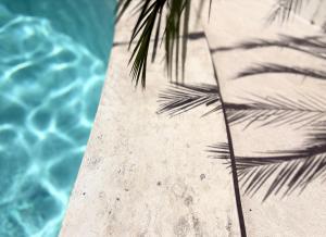 Bali-Style Villa with Private Pool, 3 Min Walk to Bangrak Beach