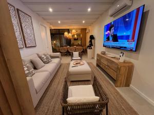 Casinha Yellow - By the Sea