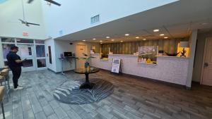 Beachfront Condo Endless Views From This Balcony