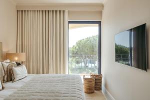 Apartamento T2 renovado no Vila Sol com piscina