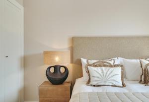 Apartamento T2 renovado no Vila Sol com piscina