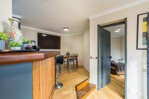 Apto c varanda, prox. ao Shopping Morumbi PPE0302