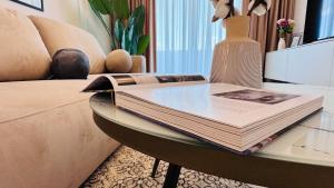 Premium City Escape - Bright Apartments by SunLake Residence