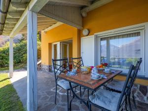 Bellavista B Garten-Appartement mit Pool