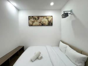 Chạms Hotel & Homestay
