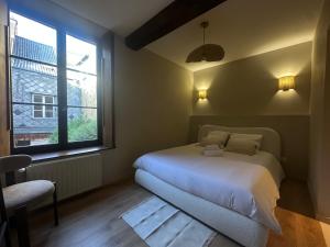 Suite Lumière - Cinéma privé by Collection Aura - Hypercentre Charleville-Mézières