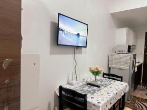 Makati City Ph SnowWhite Staycation