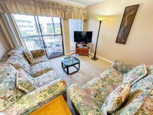 Tilghman Beach and Racquet Club 242