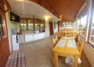 Pensiunea Poarta Zmeilor